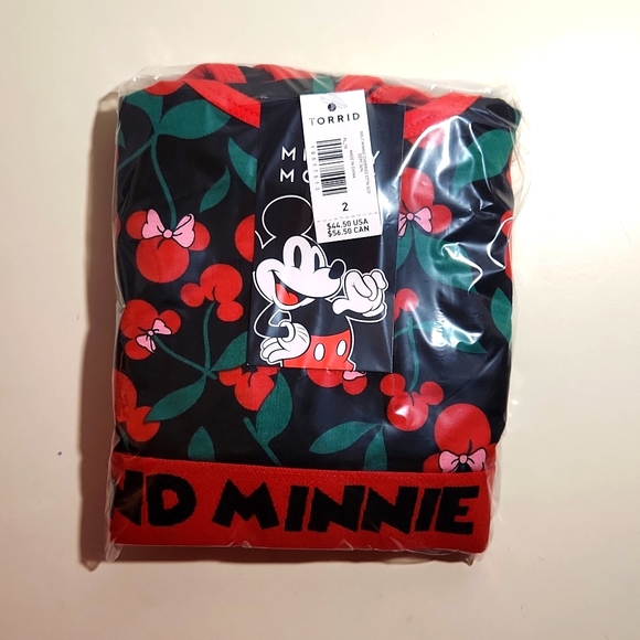 ❤️NWT VINTAGE TORRID BRA DISNEY MICKEY MOUSE BRALETTE CHERRIES PRINT - WIRELESS - Picture 5 of 12